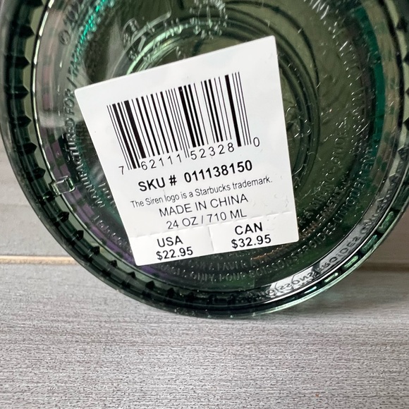 Starbucks Green Iridescent Rainforest Grid NWT Tumbler Venti 24oz New Fall 2022 - Picture 4 of 6